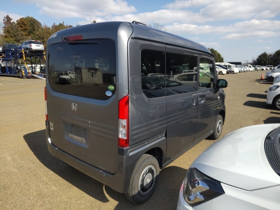 HONDA N-VAN