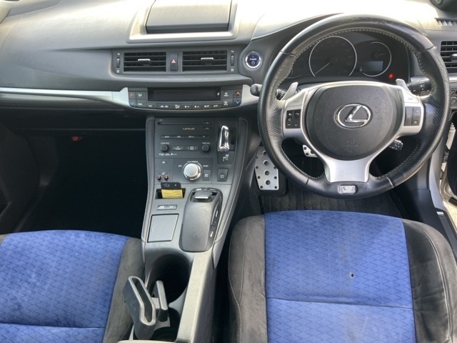 LEXUS CT200H
