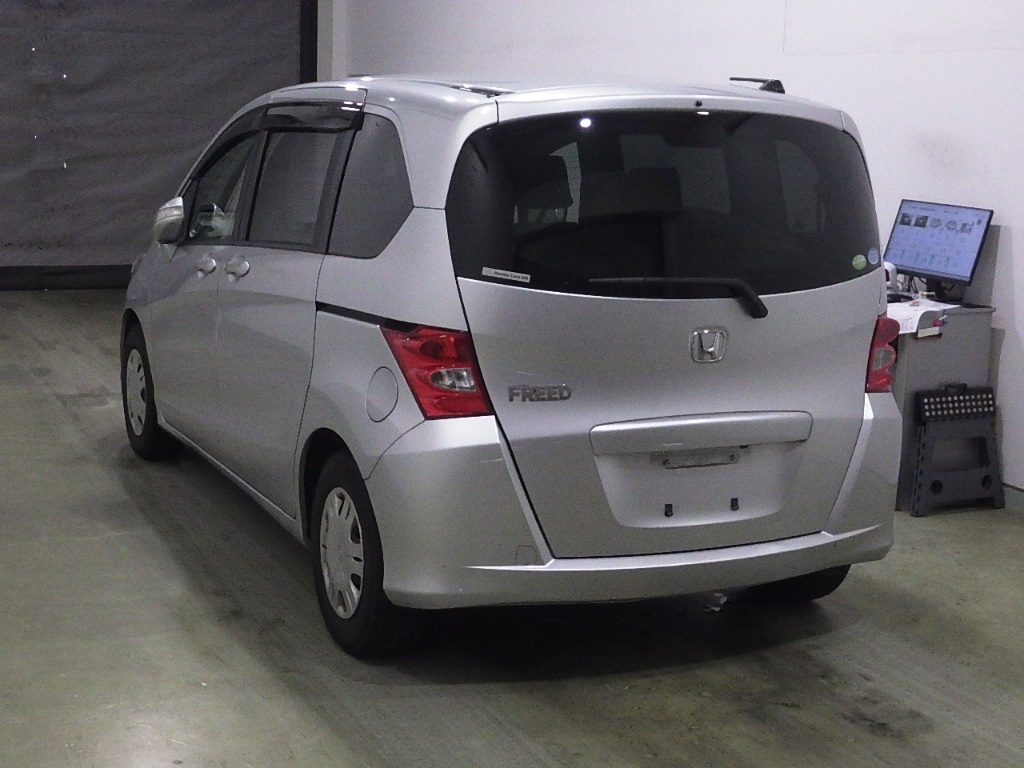 HONDA FREED