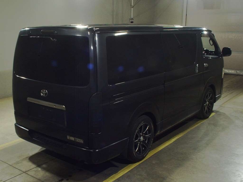 TOYOTA REGIUS ACE