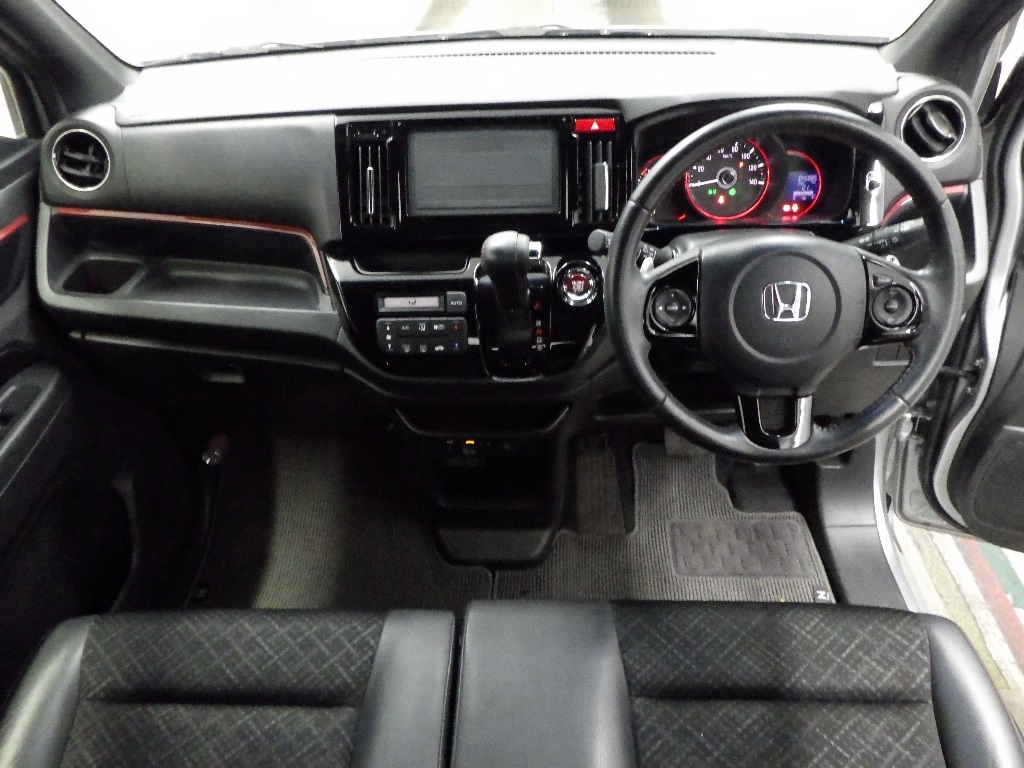 HONDA N-WGN