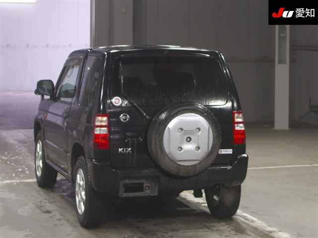 NISSAN KIX