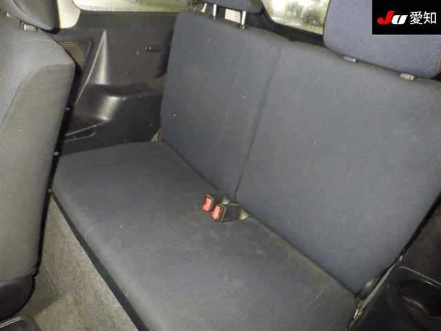 NISSAN KIX