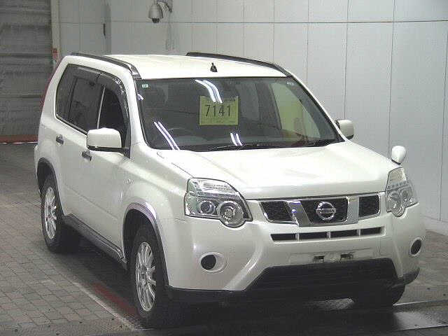 NISSAN X-TRAIL