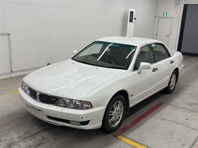 MITSUBISHI DIAMANTE