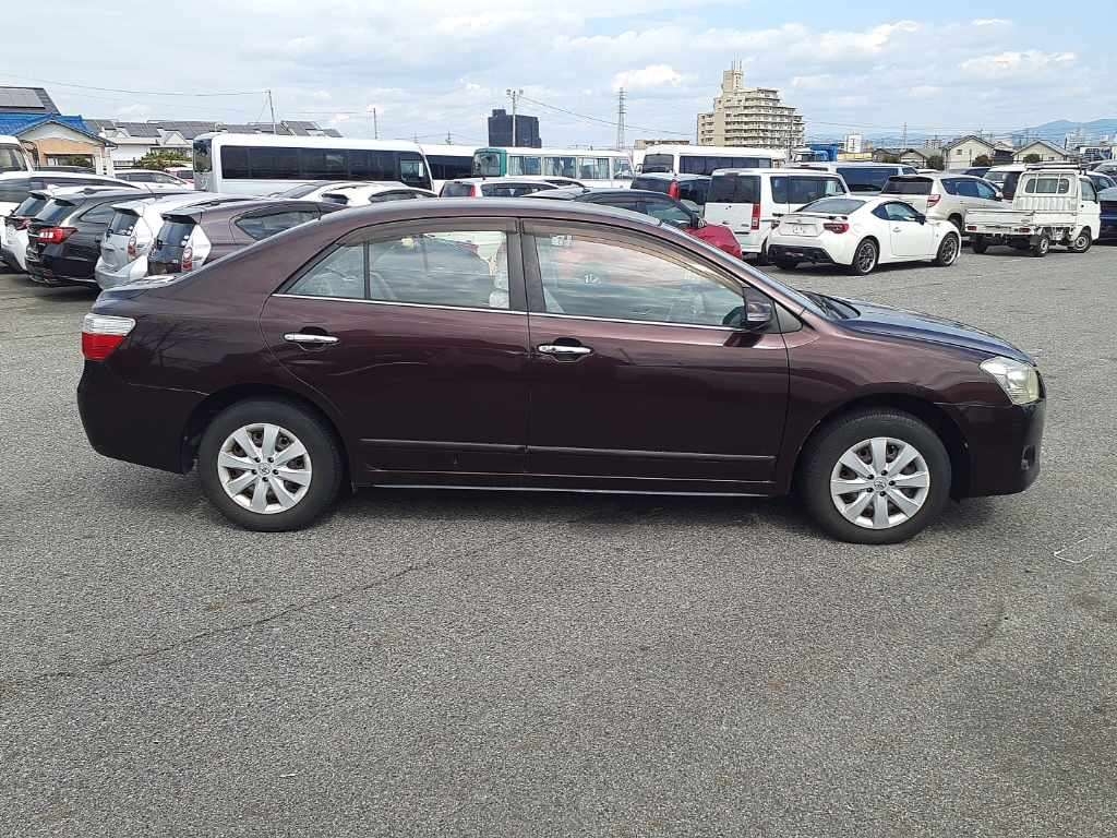 TOYOTA PREMIO