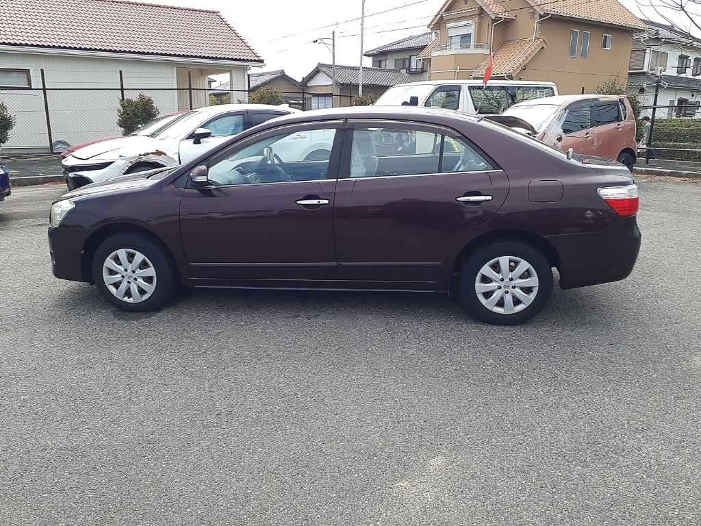 TOYOTA PREMIO