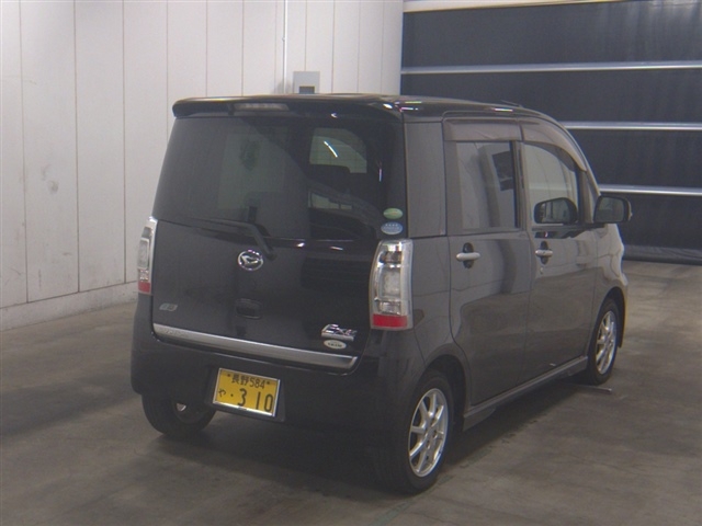 DAIHATSU TANTO EXE