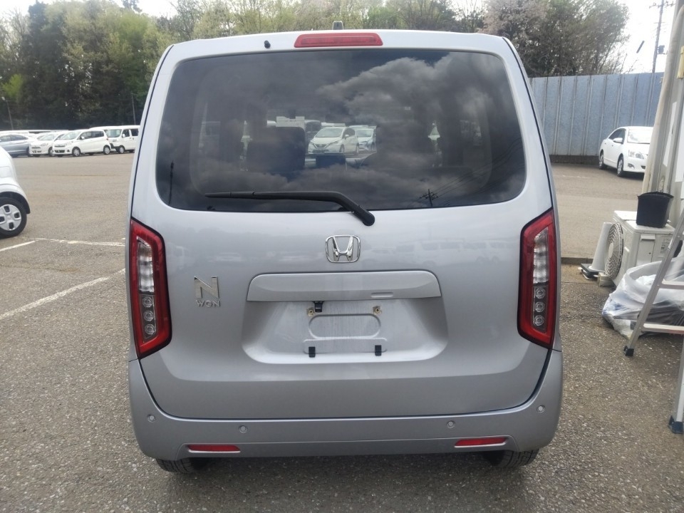 HONDA N-WGN