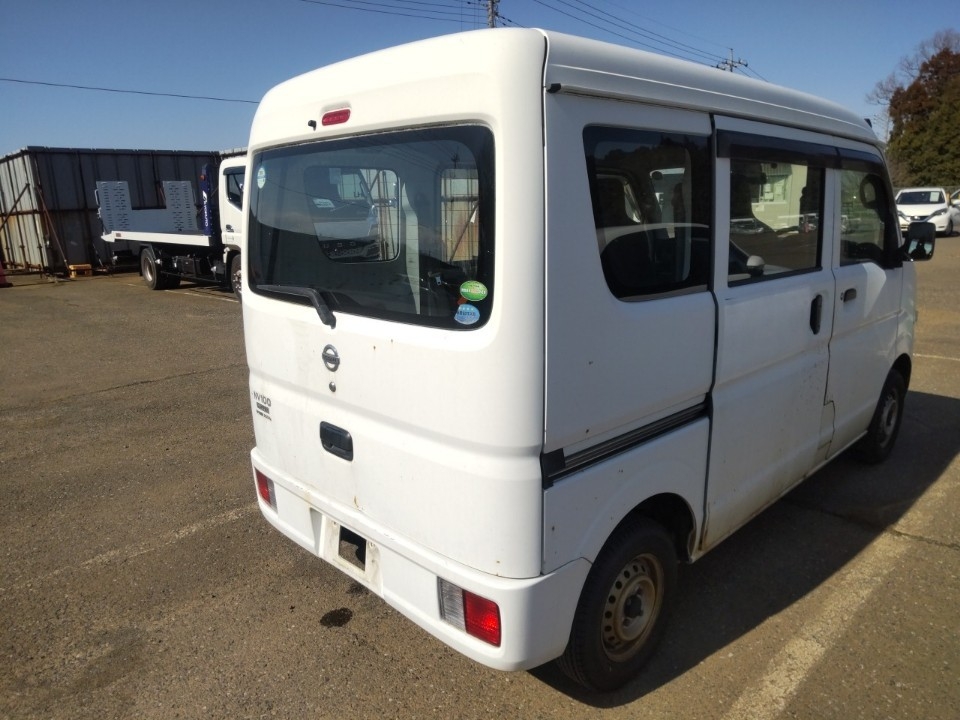 NISSAN NV100 CLIPPER
