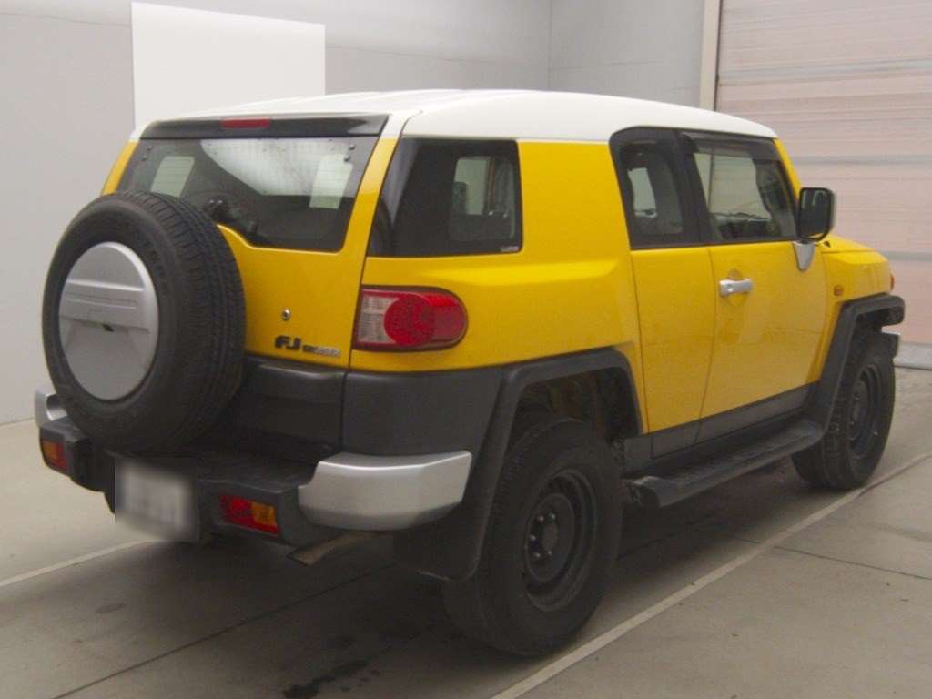 TOYOTA FJ CRUISER