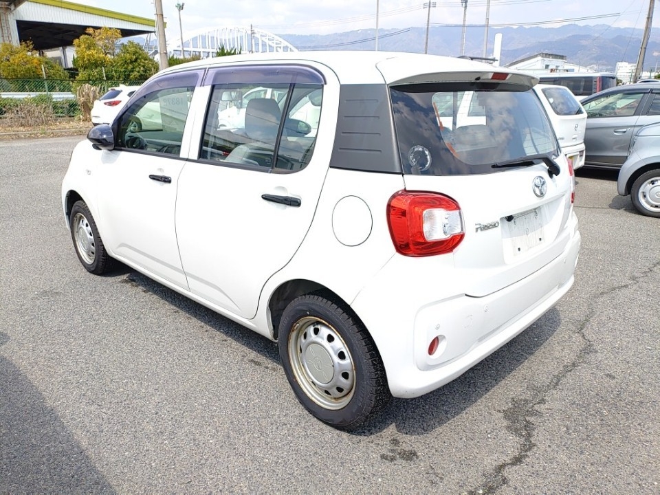 TOYOTA PASSO