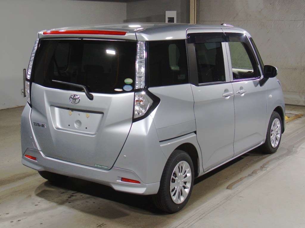 TOYOTA TANK