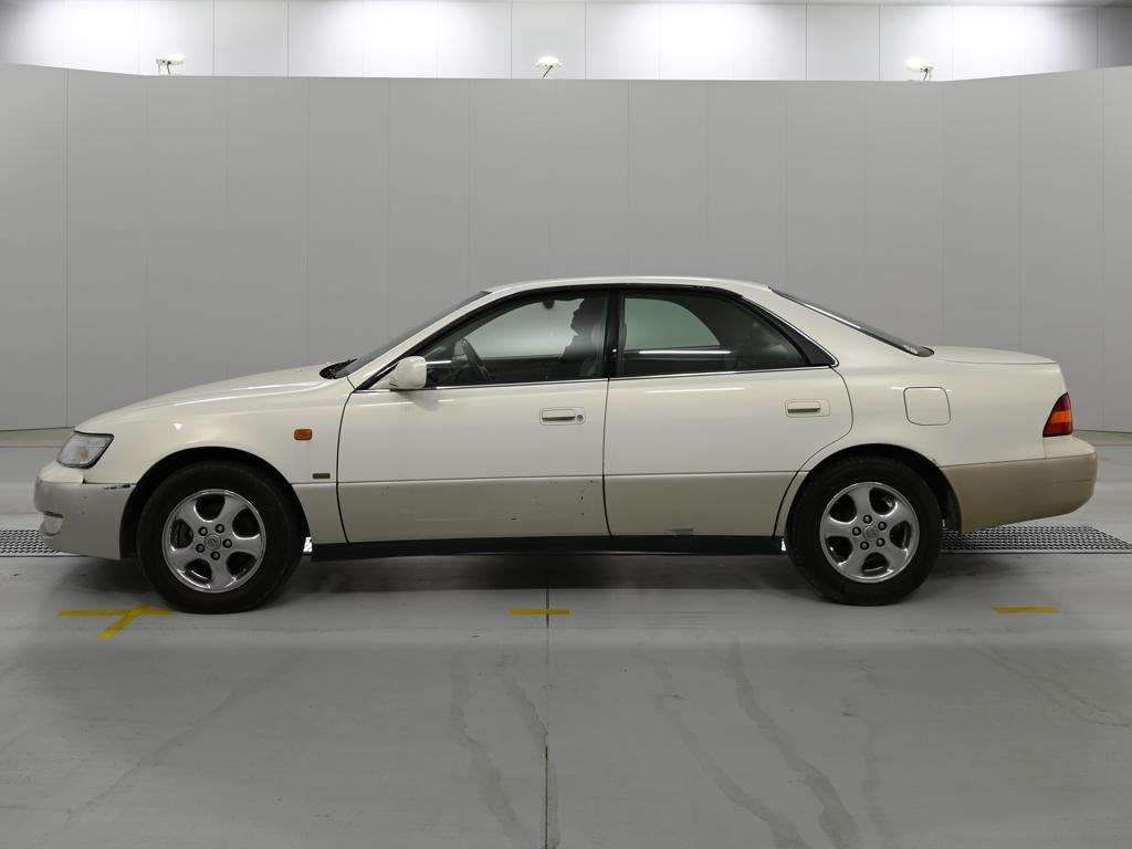 TOYOTA WINDOM