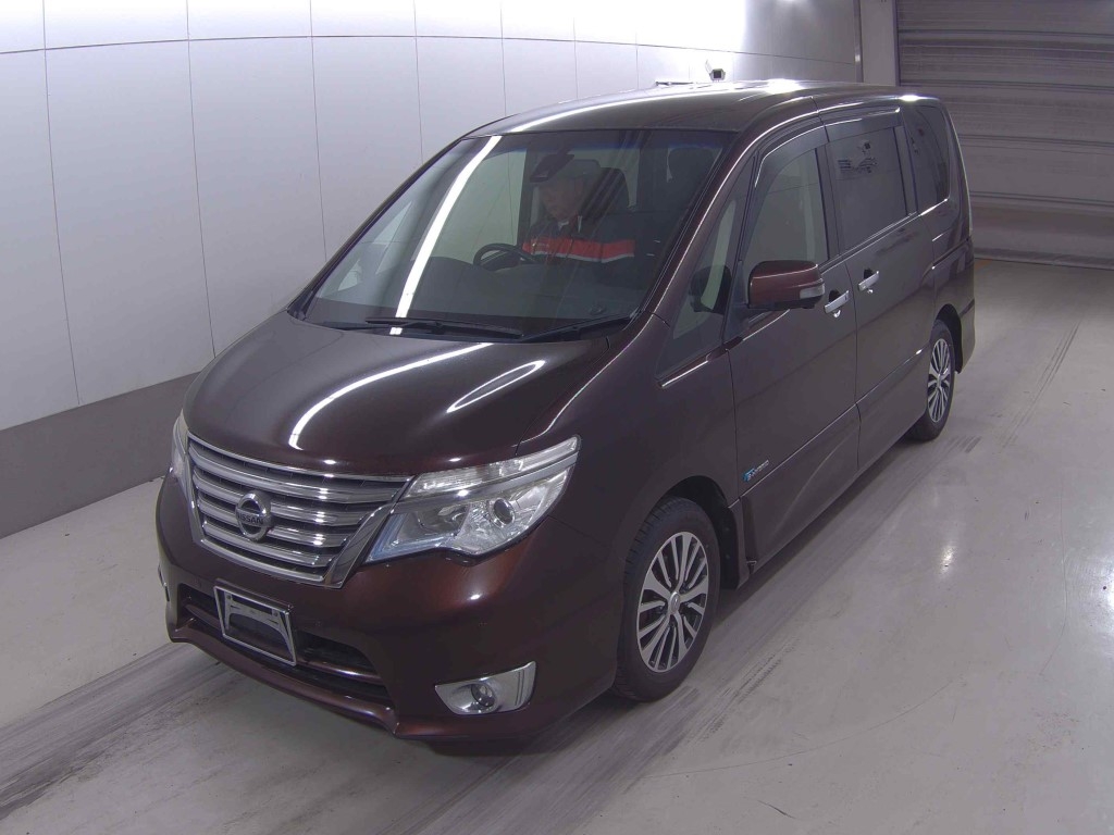 NISSAN SERENA