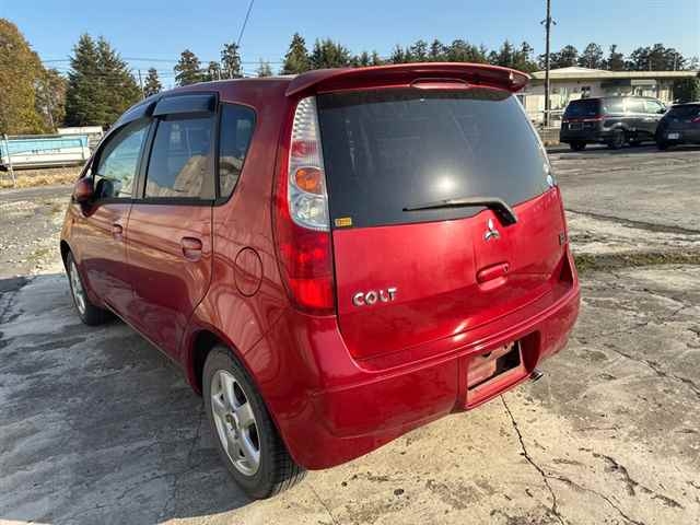 MITSUBISHI COLT