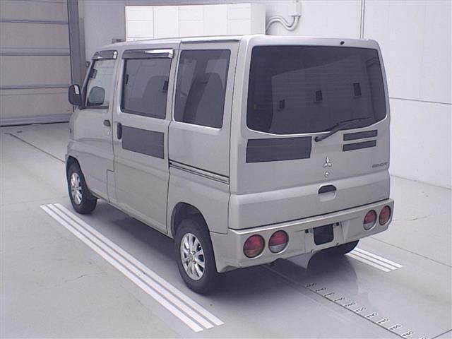 MITSUBISHI MINICAB
