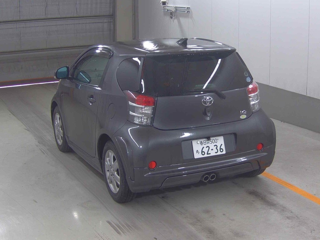 TOYOTA IQ