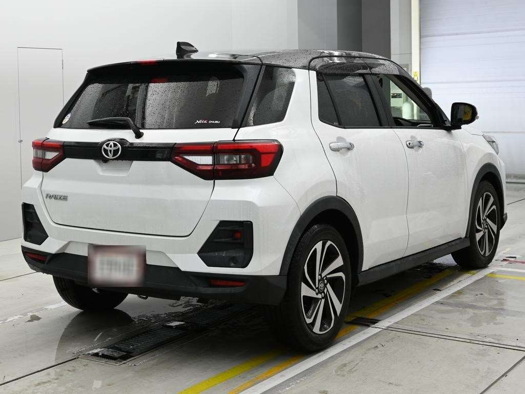 TOYOTA RAIZE