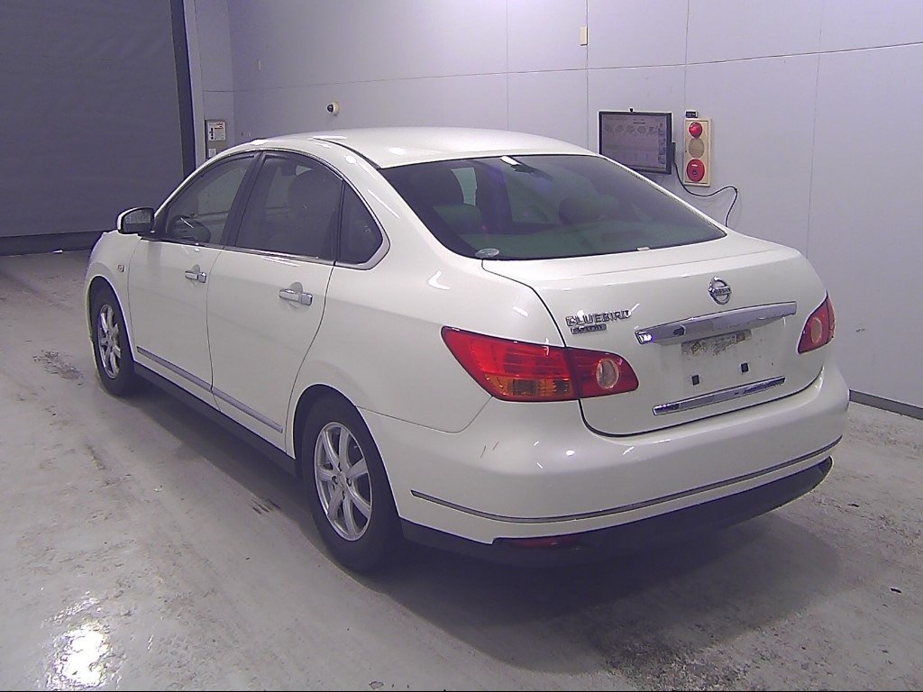 NISSAN BLUEBIRD SYLPHY