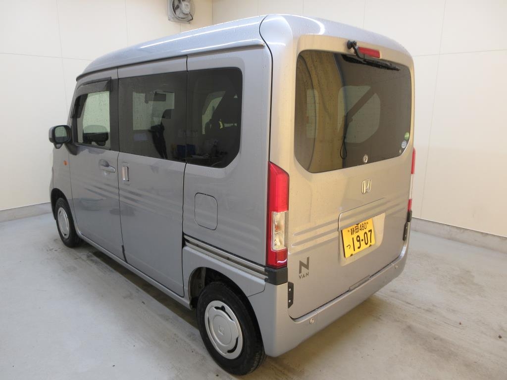 HONDA N-VAN