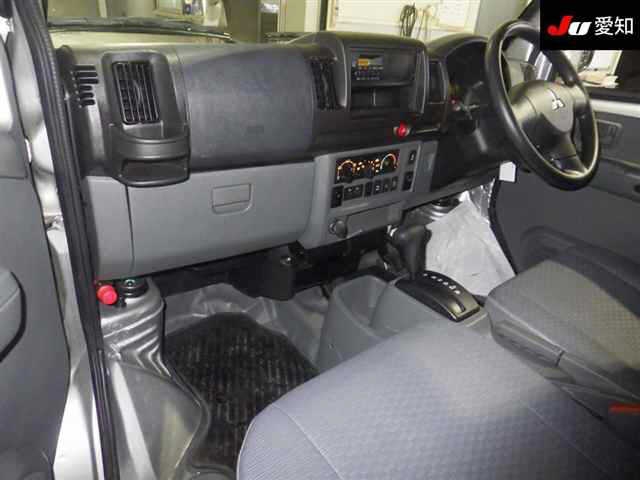 MITSUBISHI MINICAB MIEV