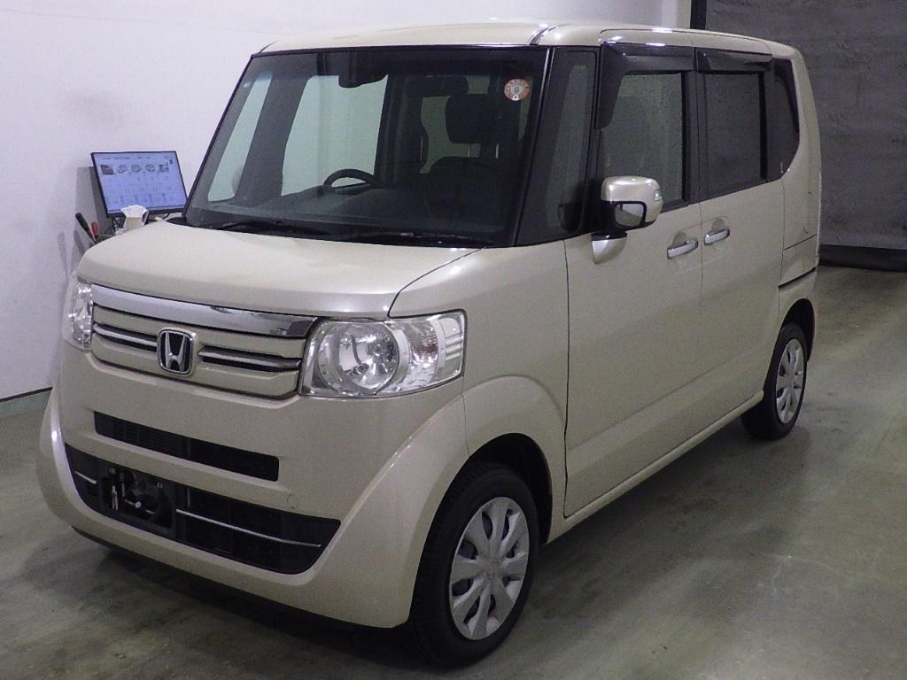 HONDA N-BOX+