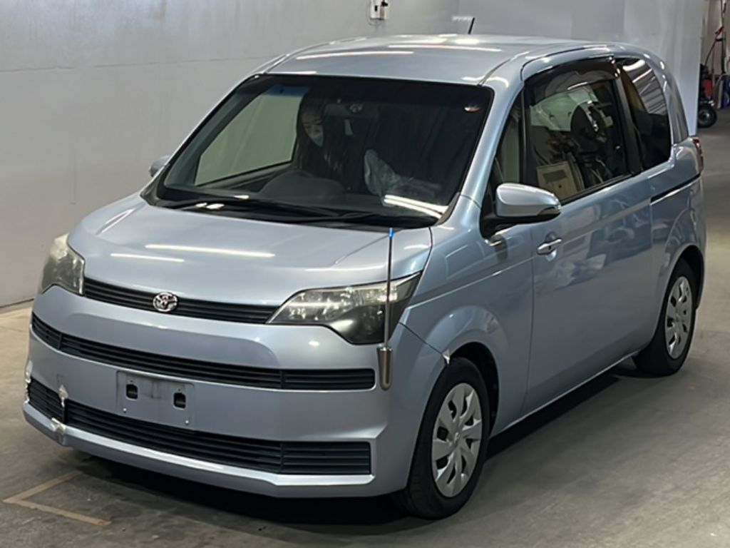 TOYOTA SPADE