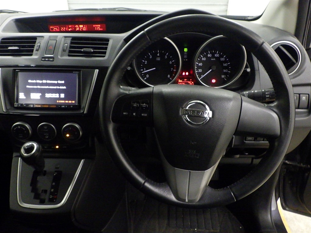 NISSAN LAFESTA