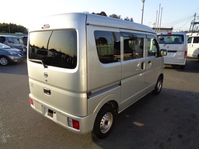 NISSAN NV100 CLIPPER
