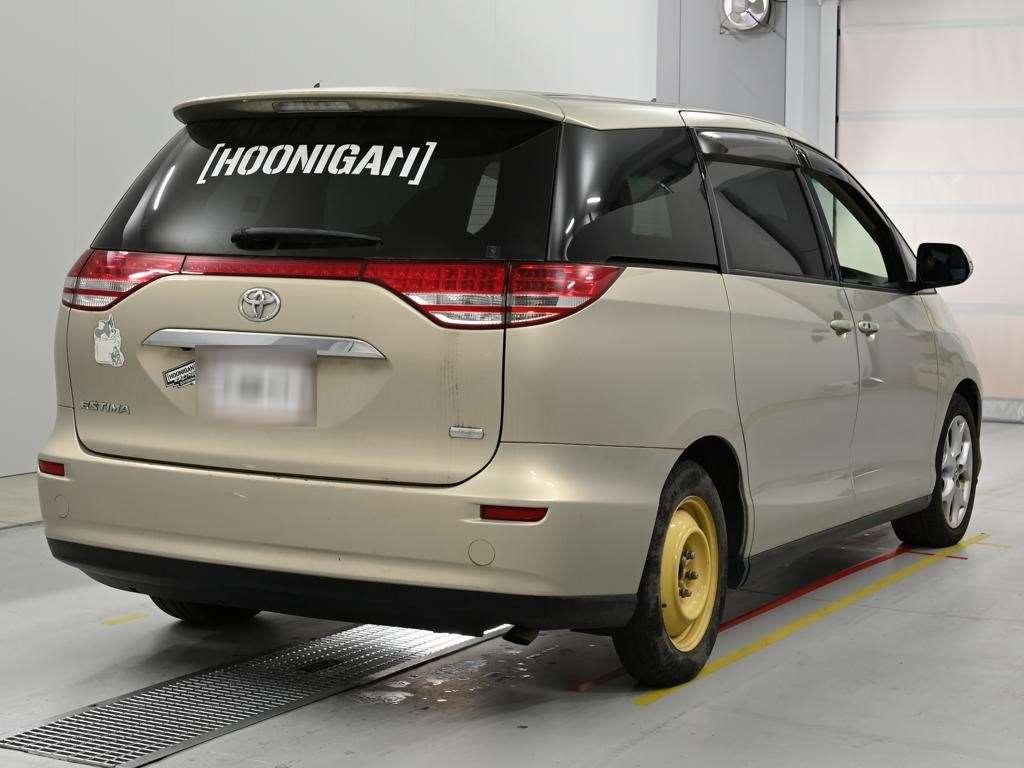 TOYOTA ESTIMA