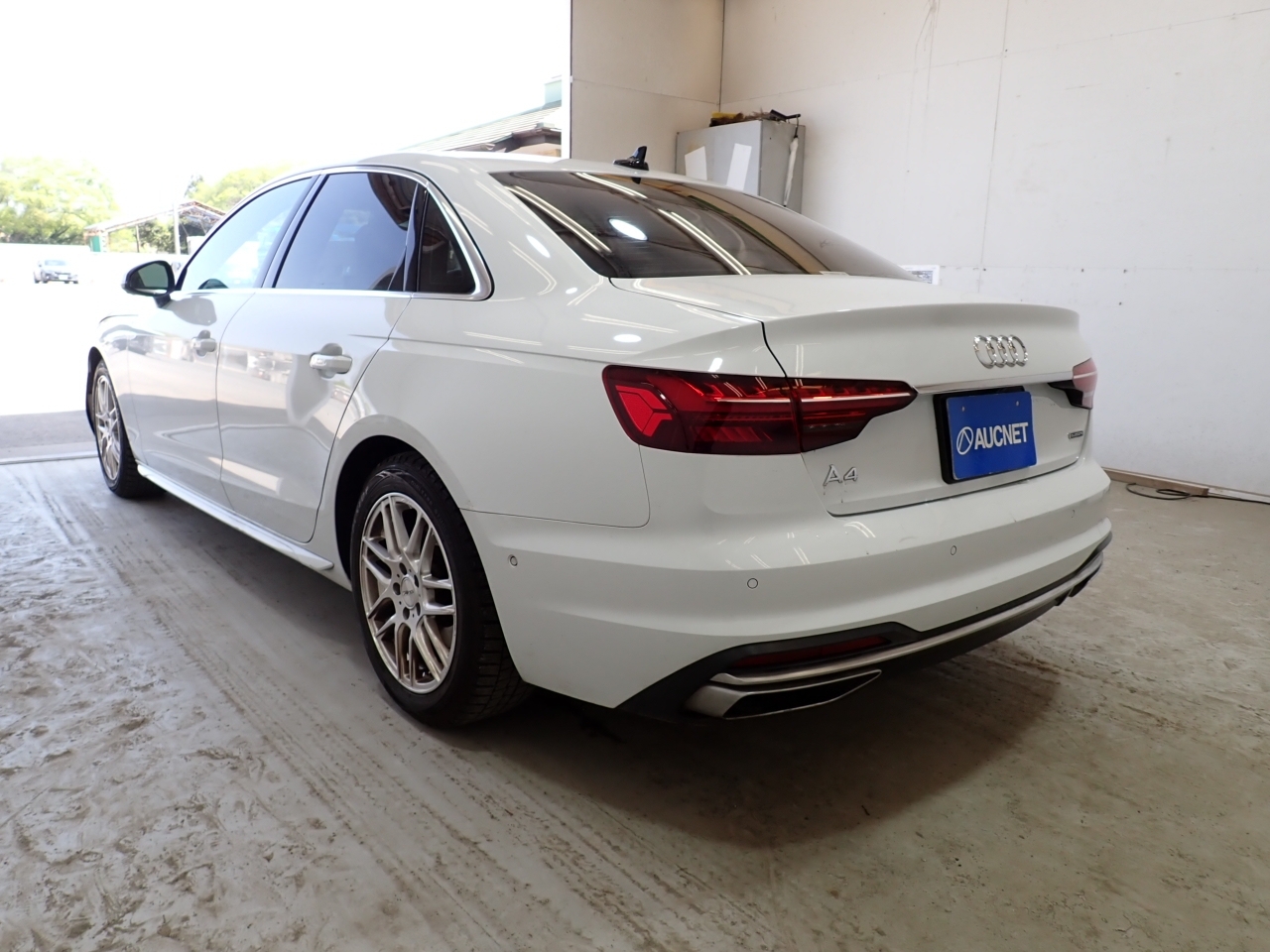 AUDI A4