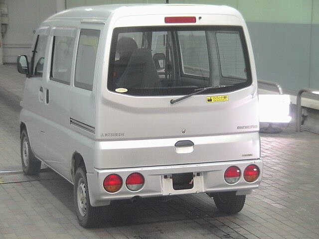 MITSUBISHI MINICAB