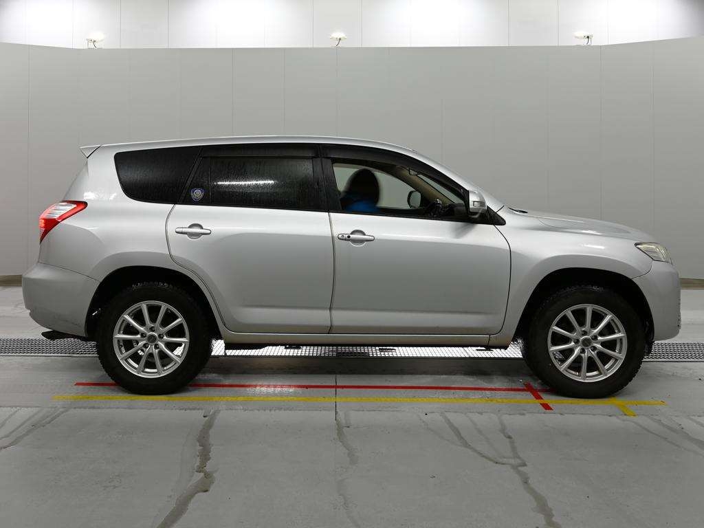 TOYOTA VANGUARD