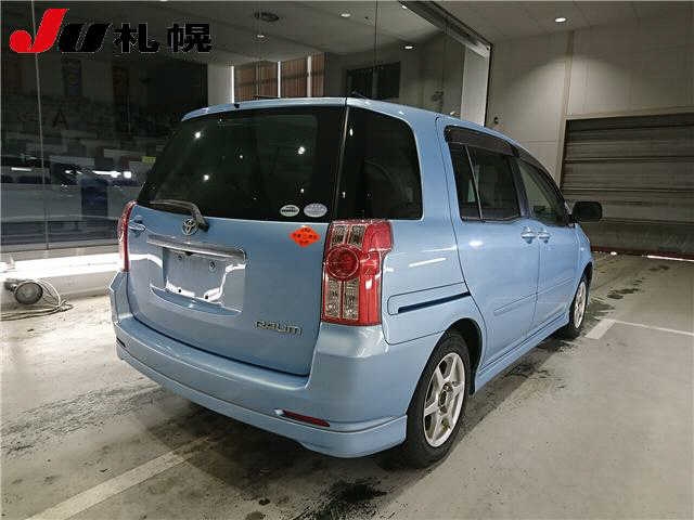 TOYOTA RAUM