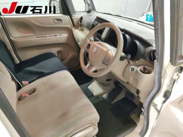 HONDA N-BOX+