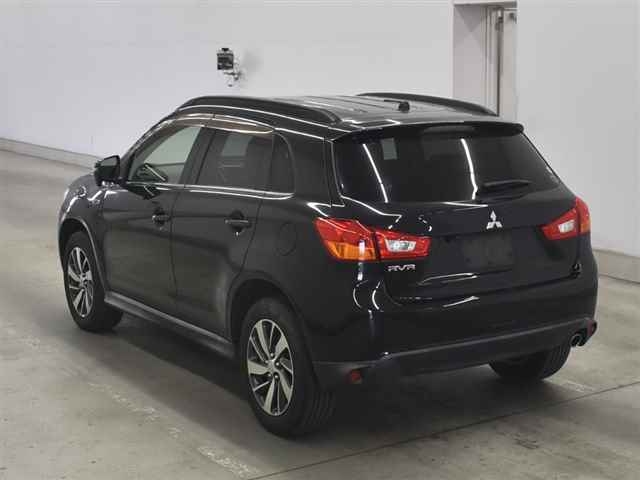 MITSUBISHI RVR