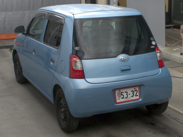 DAIHATSU ESSE
