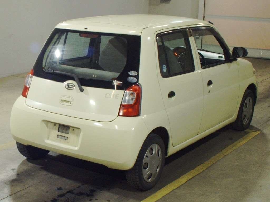 DAIHATSU ESSE