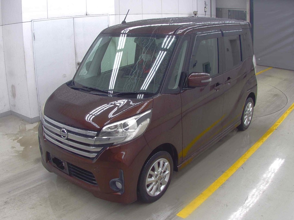 NISSAN DAYZ ROOX