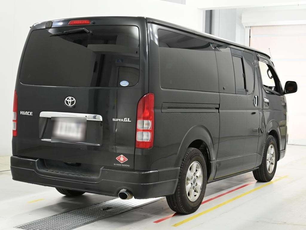TOYOTA REGIUS ACE