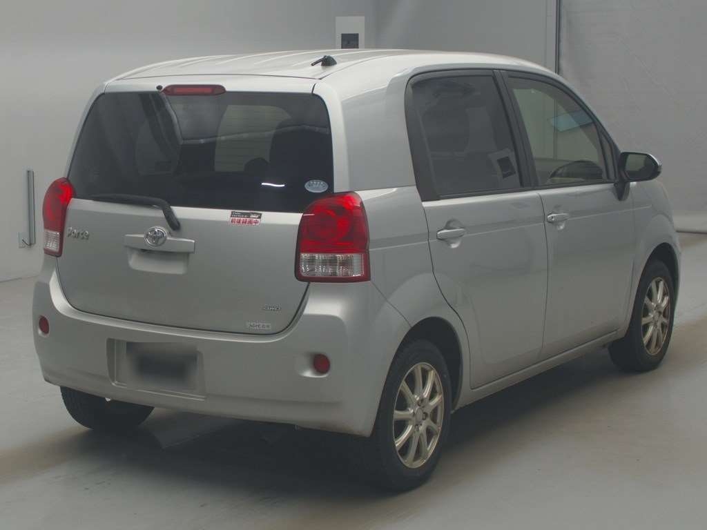TOYOTA PORTE