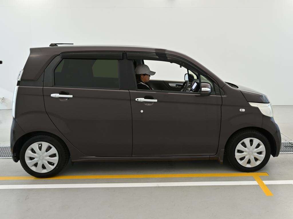 HONDA N-WGN