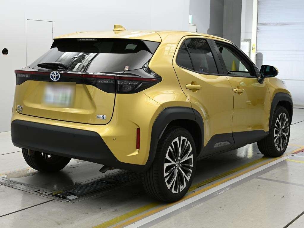 TOYOTA YARIS CROSS