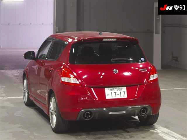 SUZUKI SWIFT