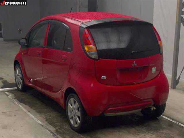 MITSUBISHI I