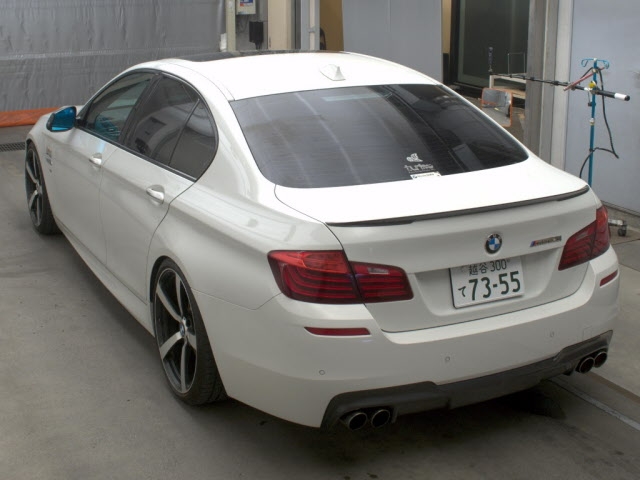 BMW 5-SERIES