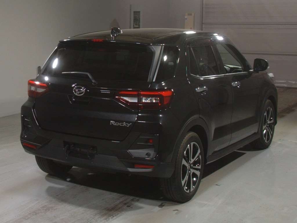 DAIHATSU ROCKY