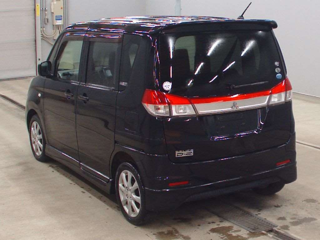 MITSUBISHI DELICA D:2