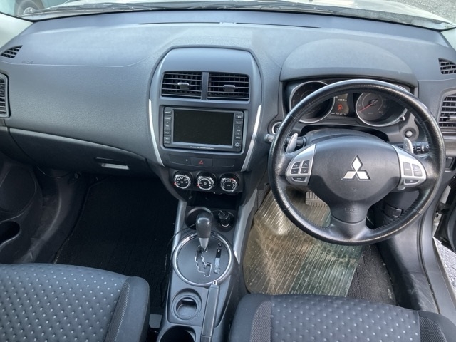 MITSUBISHI RVR